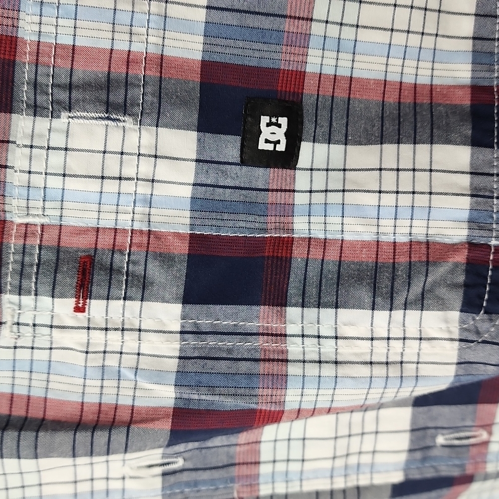 D&G Button Down - Picture 2 of 6